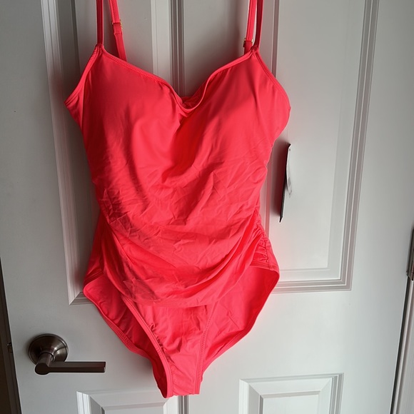 La Blanca Hot Coral Island Goddess Rouched One Piece Swimsuit - Picture 2 of 10